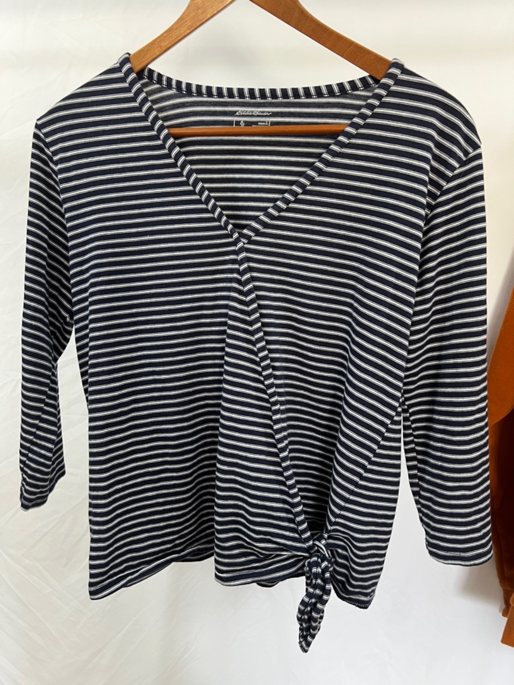 Eddie Bauer wrap v neck side tie striped navy white 3/4 sleeve top L
